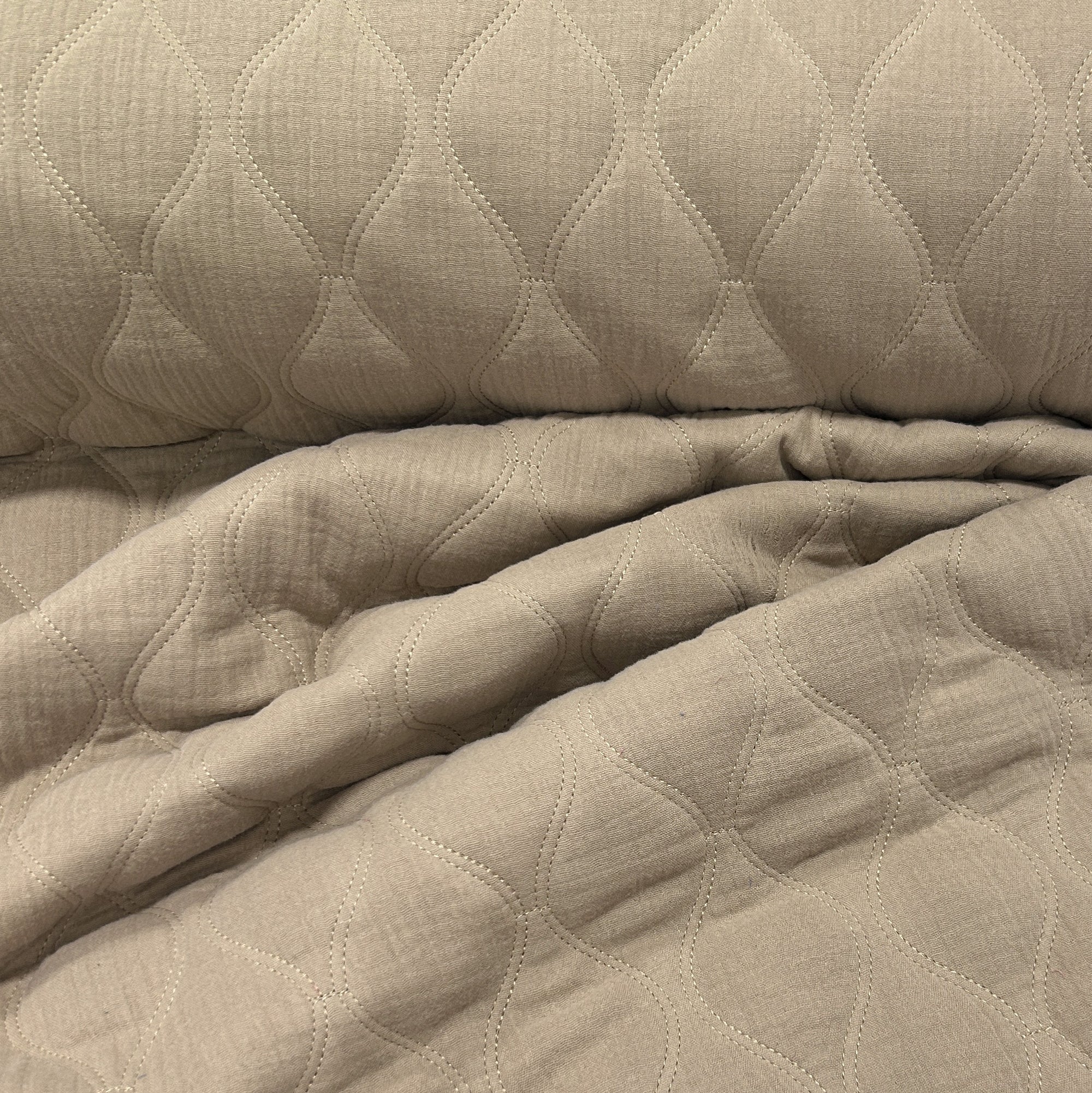 Beige Circle Quilted Double Gauze Woven Fabric